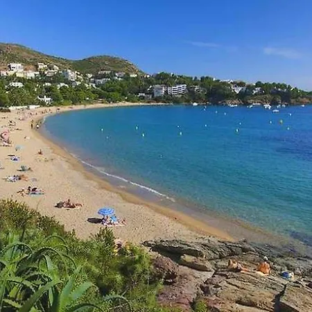 Hébergement de vacances La Perla En Canyelles, Con Vistas Al Mar